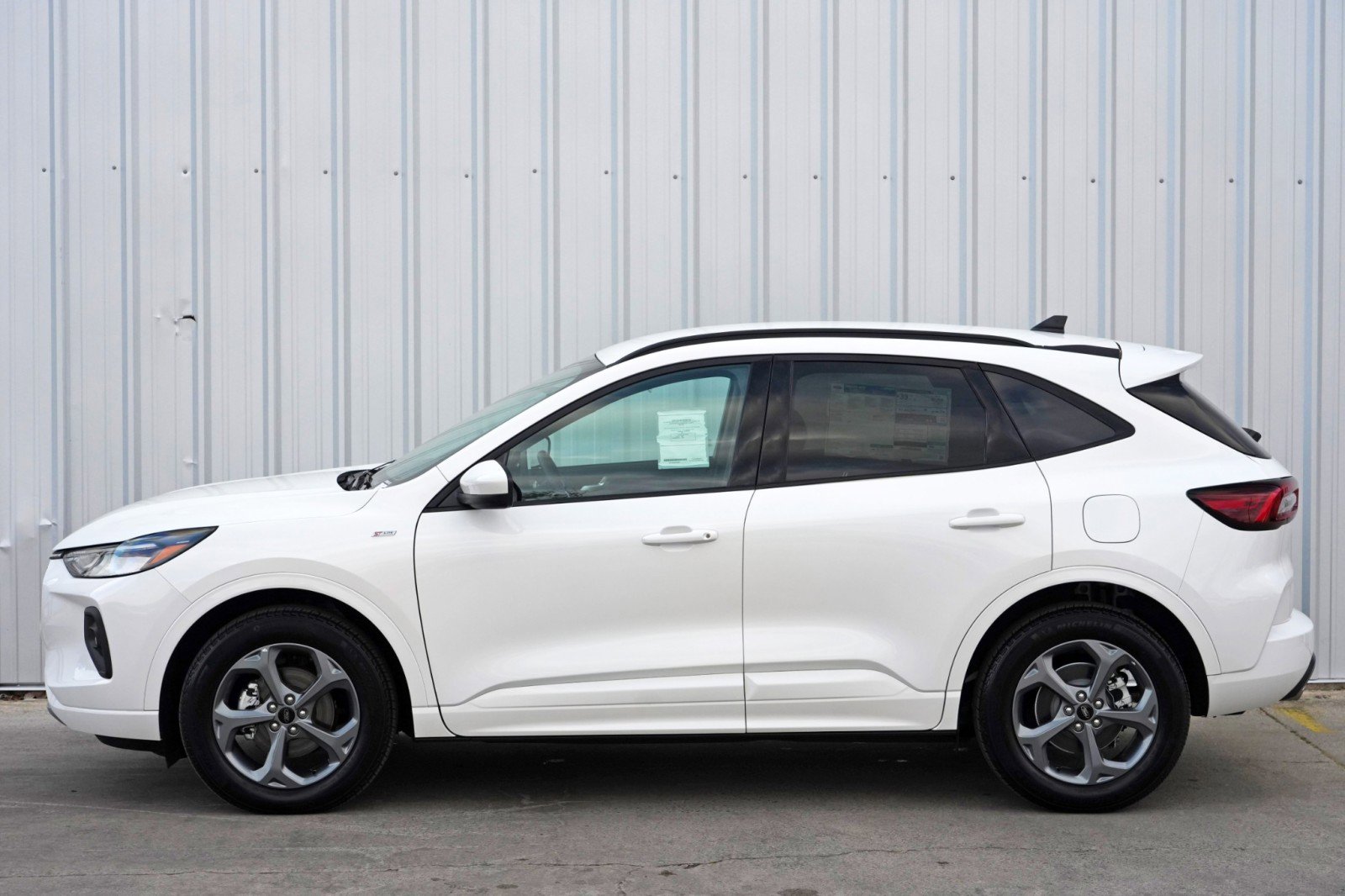 Used 2024 Ford Escape ST-Line Select image 43