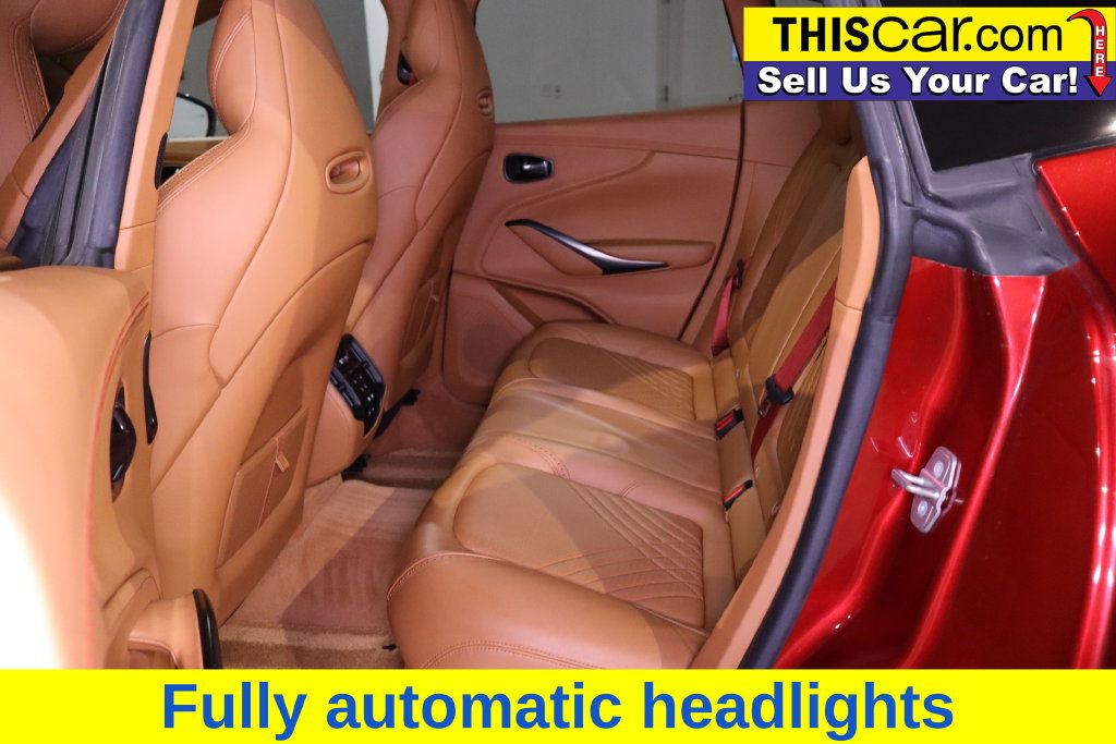 Used 2021 Aston Martin DBX AWD/4WD image 31