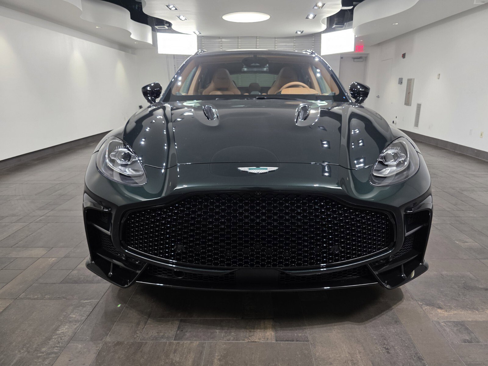 New 2026 Aston Martin DBX S image 7