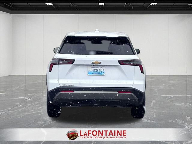 Used 2025 Chevrolet Equinox LT image 4