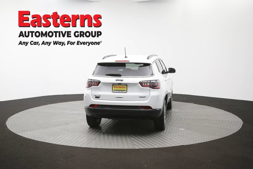 Used 2022 Jeep Compass Latitude w/ Convenience Group AWD/4WD image 38