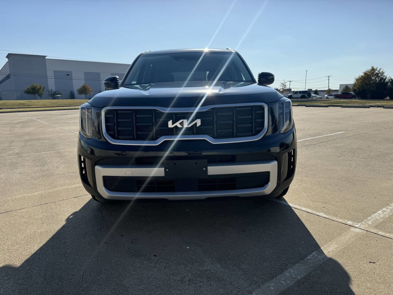 Used 2025 Kia Telluride S image 2