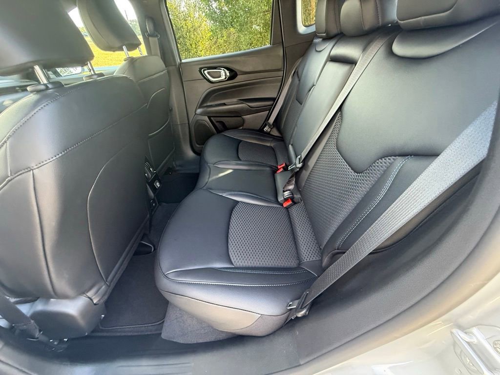 New 2026 Jeep Compass Altitude image 25