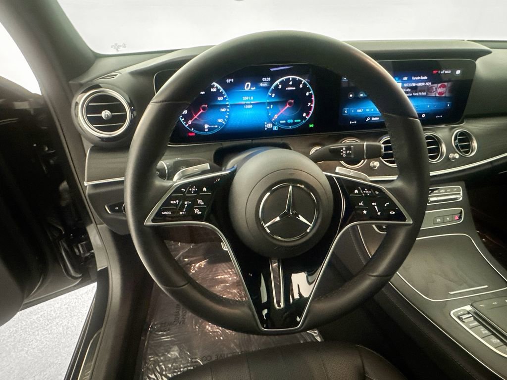 Used 2023 Mercedes-Benz E 450 4MATIC Sedan image 11