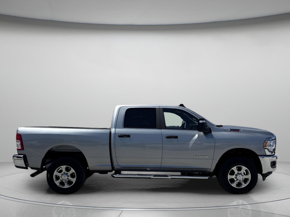 Used 2024 RAM 2500 Big Horn image 2