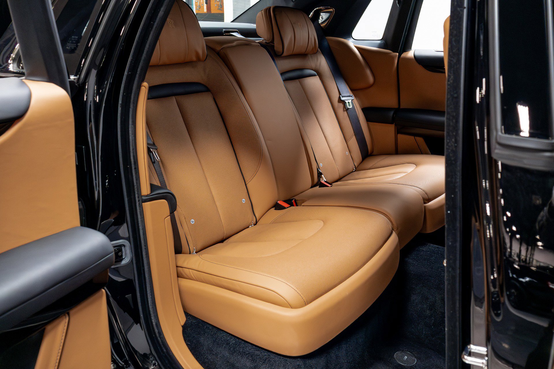 Used 2022 Rolls-Royce Ghost AWD/4WD image 27