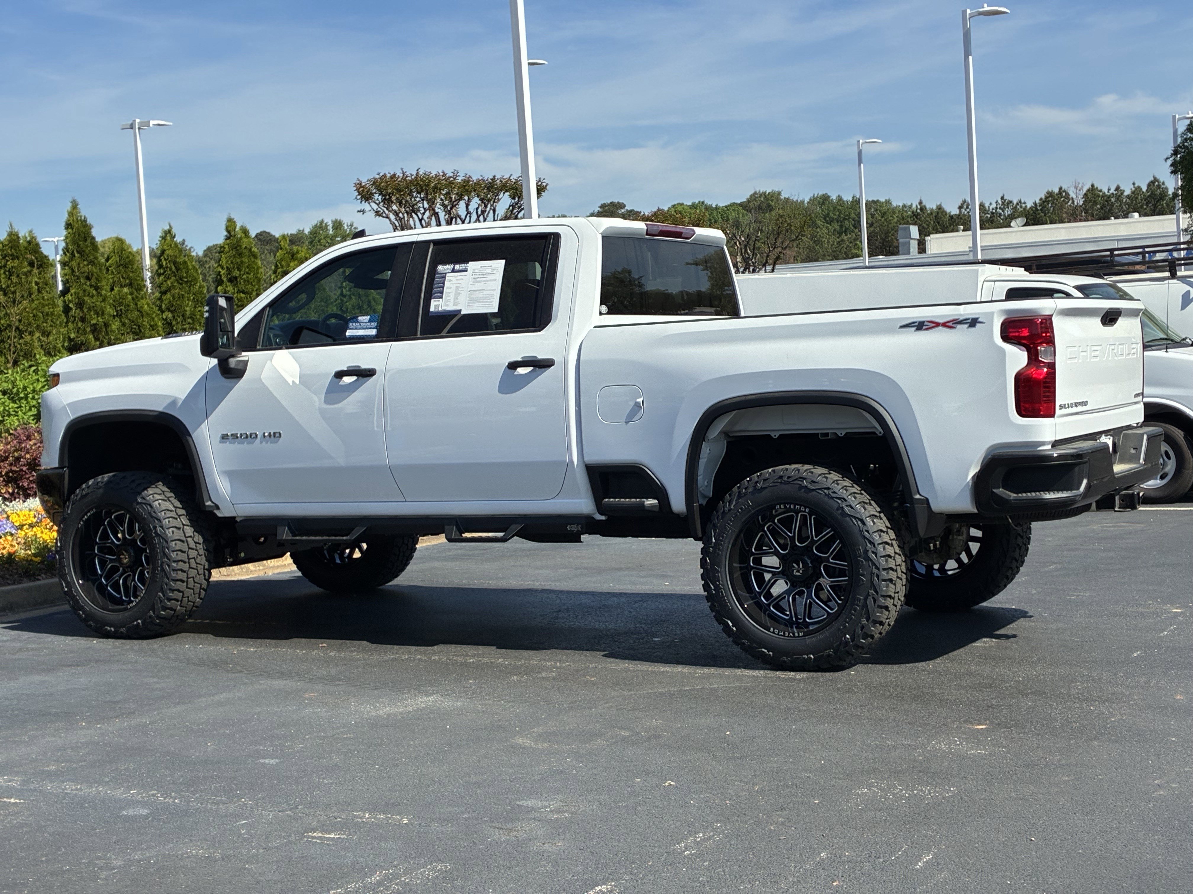 Used 2025 Chevrolet Silverado 2500 Custom AWD/4WD image 11