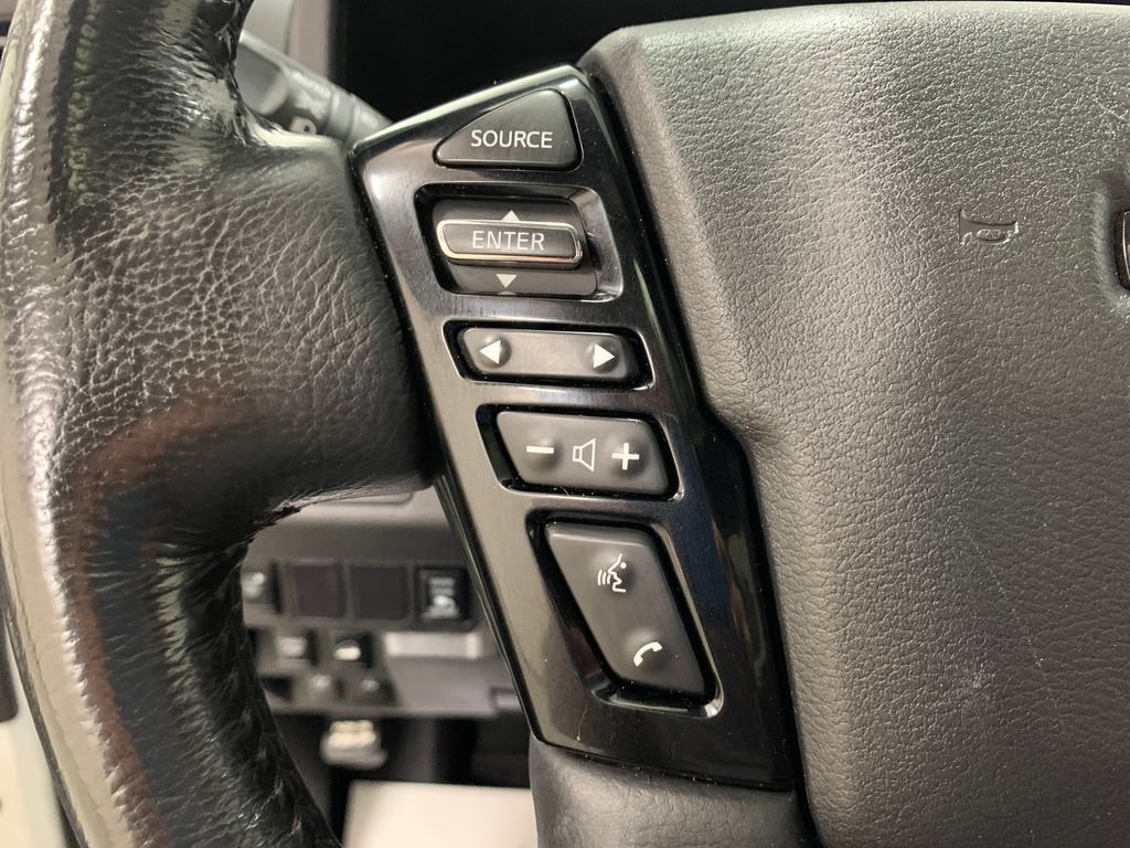 Used 2022 Nissan Frontier PRO-4X w/ Pro-4X Premium Package AWD/4WD image 15