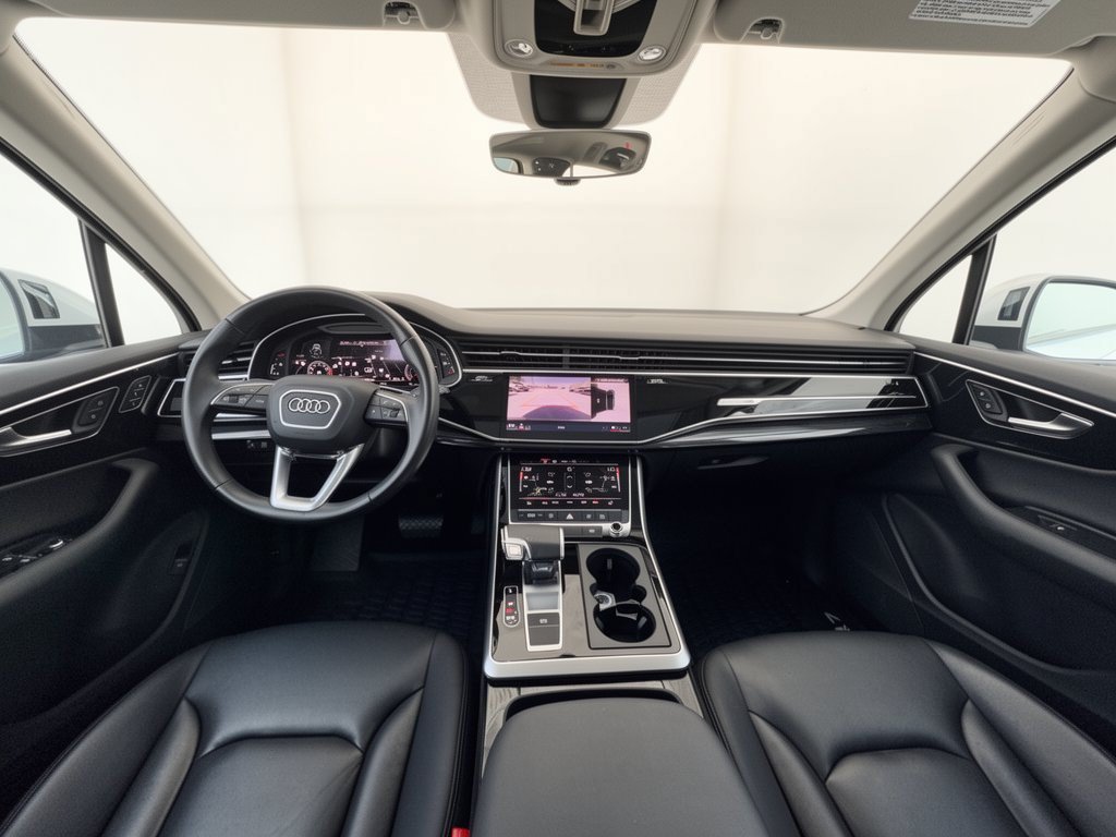 Used 2023 Audi Q7 2.0T Premium w/ Convenience Package AWD/4WD image 17