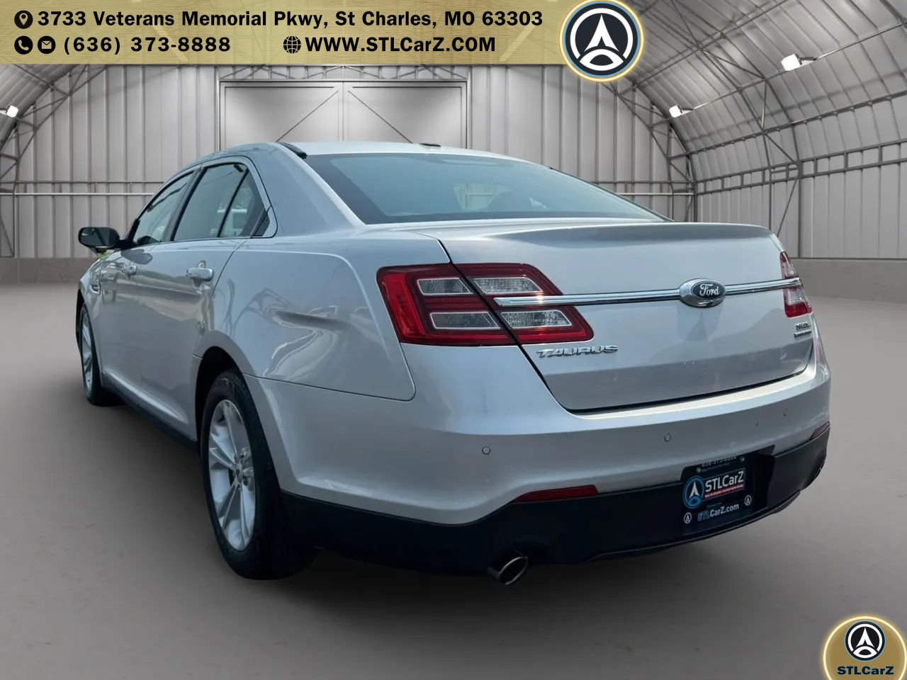Used 2016 Ford Taurus SEL FWD image 5