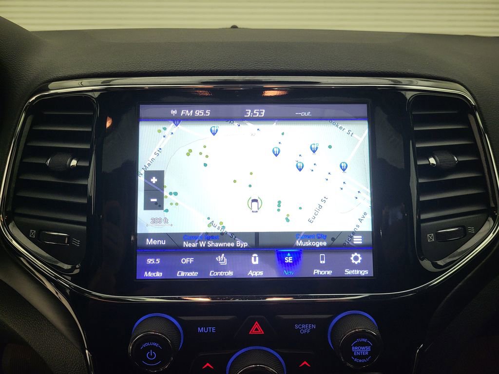 Used 2020 Jeep Grand Cherokee Laredo w/ Quick Order Package 2BN North image 15