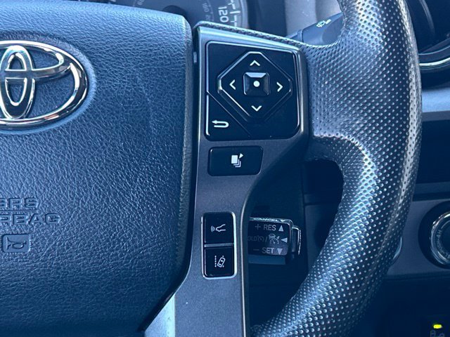 Used 2020 Toyota Tacoma TRD Off-Road w/ Technology Package AWD/4WD image 50