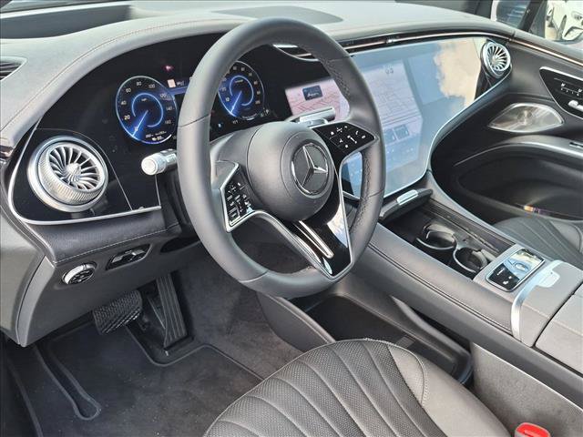 New 2026 Mercedes-Benz EQS 400 4MATIC SUV image 3
