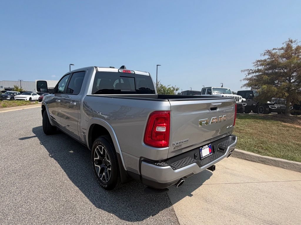 Used 2025 RAM 1500 Laramie w/ Advanced Safety Group II AWD/4WD image 21