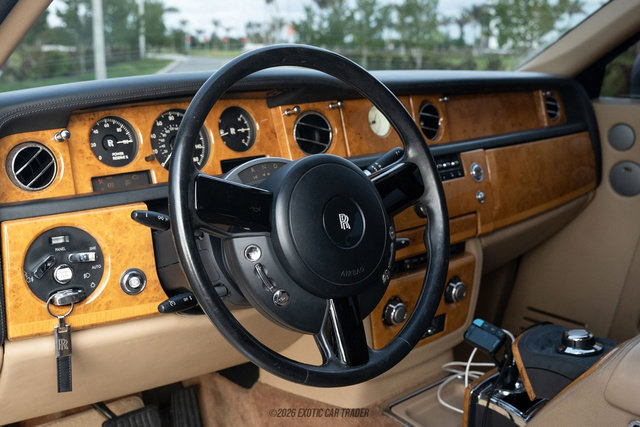 Used 2005 Rolls-Royce Phantom Sedan RWD image 22