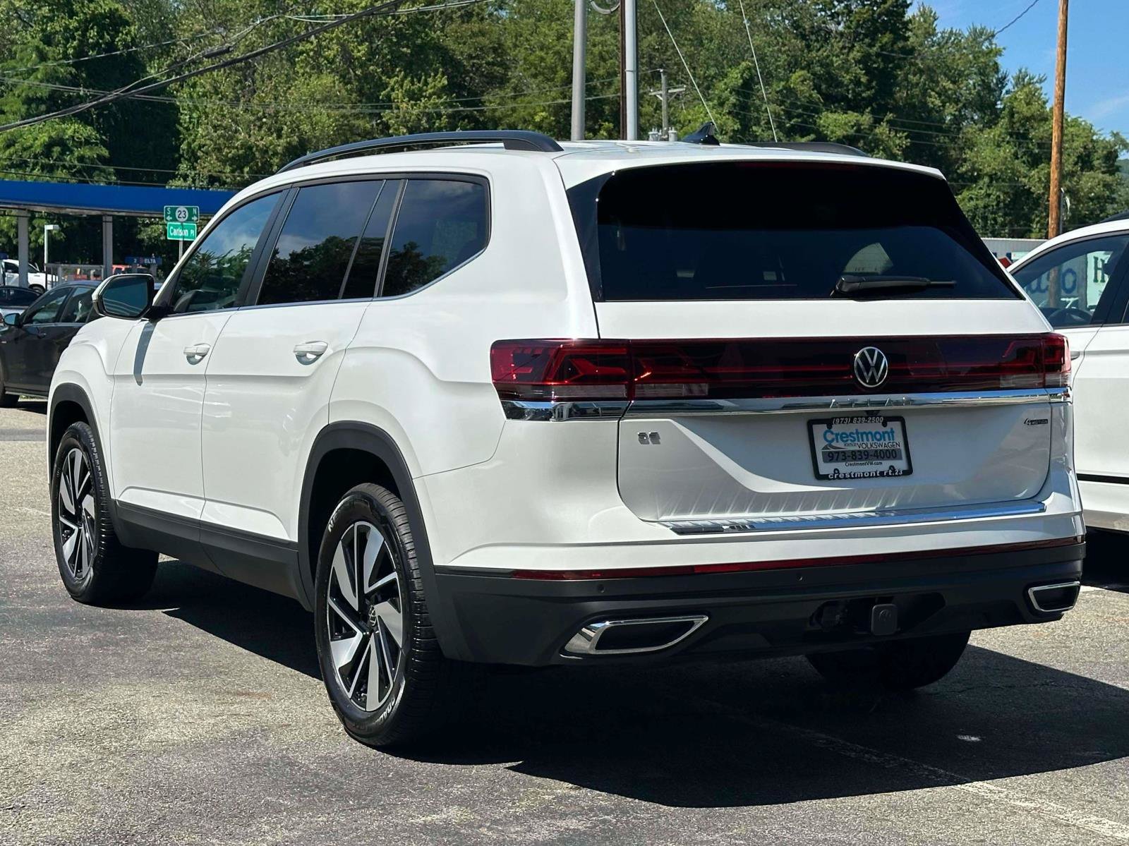 Used 2026 Volkswagen Atlas SE AWD/4WD image 4