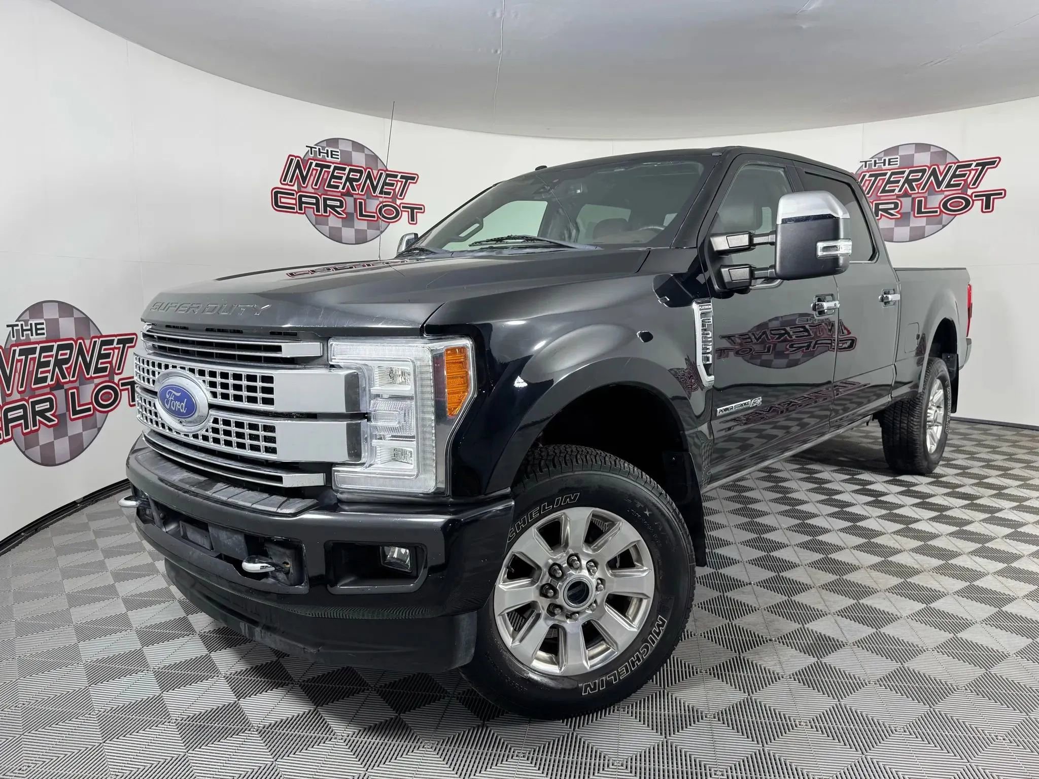 Used 2017 Ford F250 Platinum w/ Platinum Ultimate Package image 1