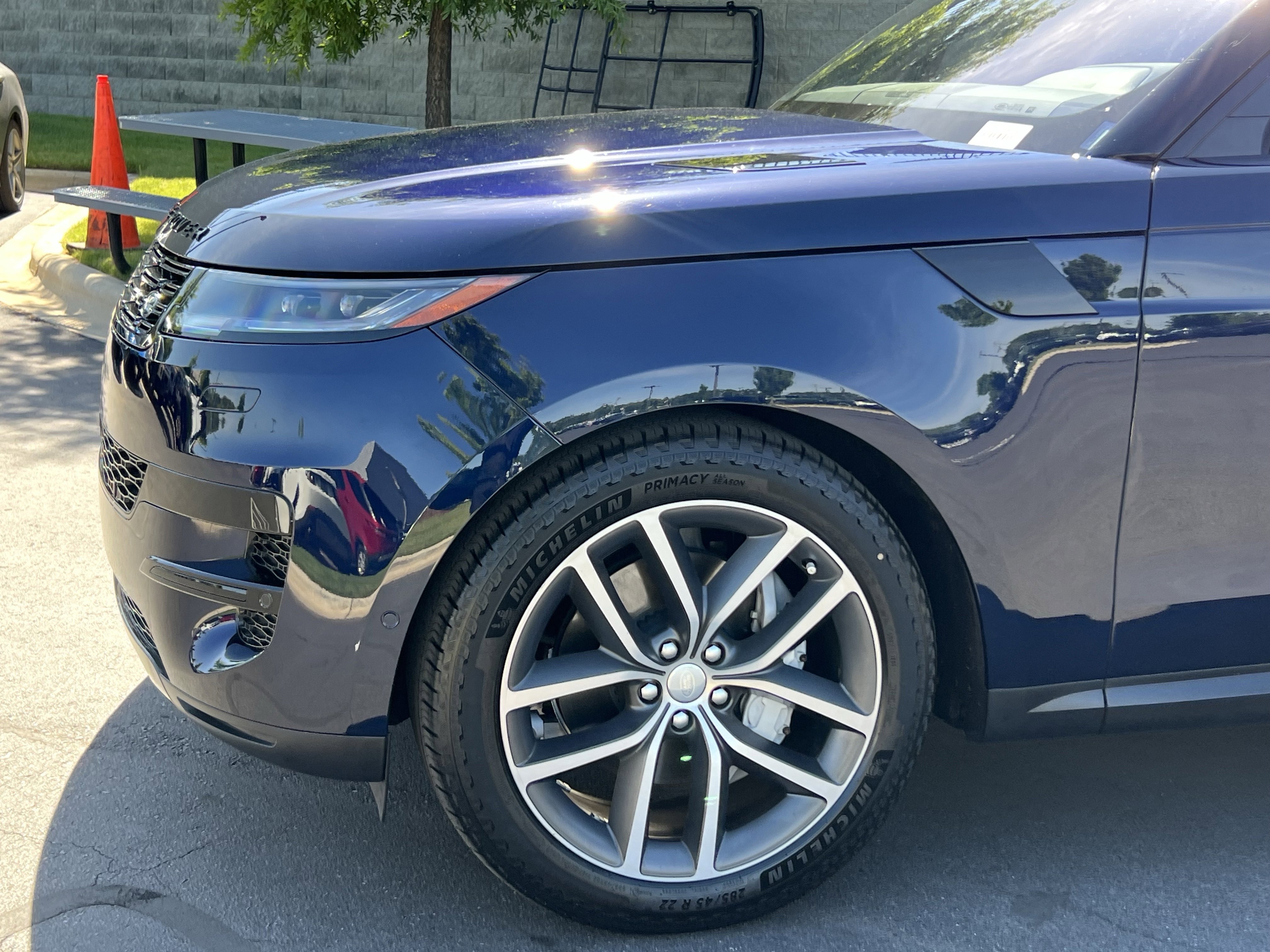 Certified 2023 Land Rover Range Rover Sport SE AWD/4WD image 37