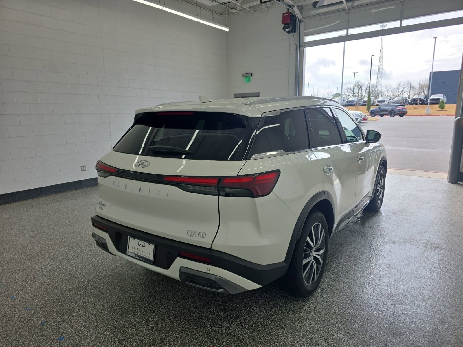 Certified 2025 INFINITI QX60 Sensory w/ Vision Package image 5