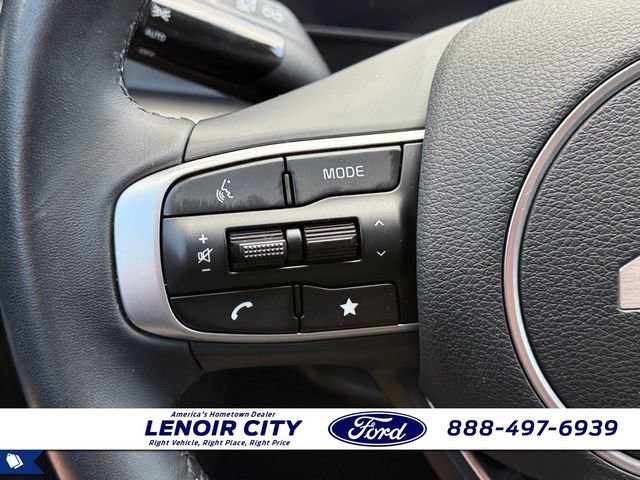 Used 2025 Kia Sportage EX FWD image 20
