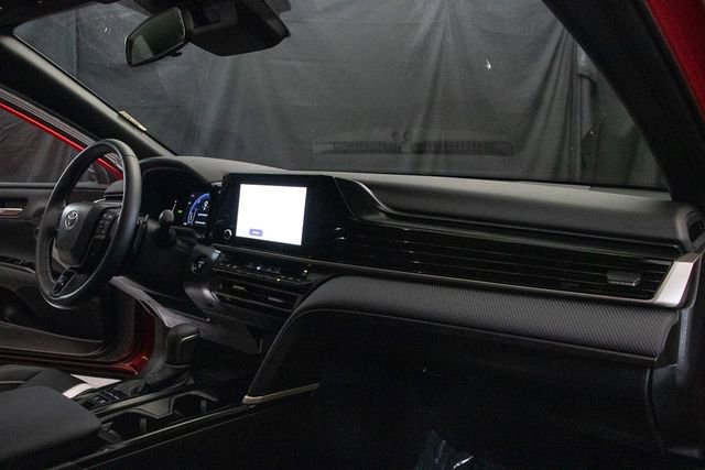 Used 2026 Toyota Camry SE image 15