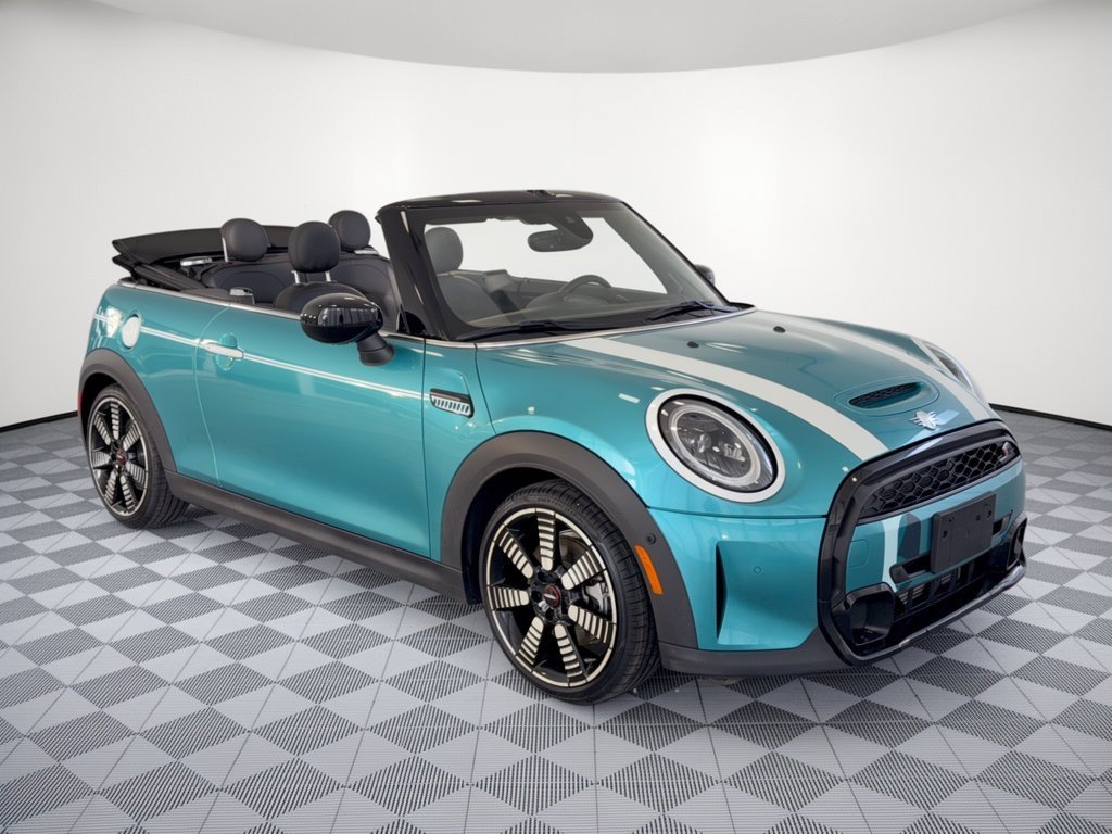 Used 2024 MINI Cooper S w/ Seaside Edition FWD image 7