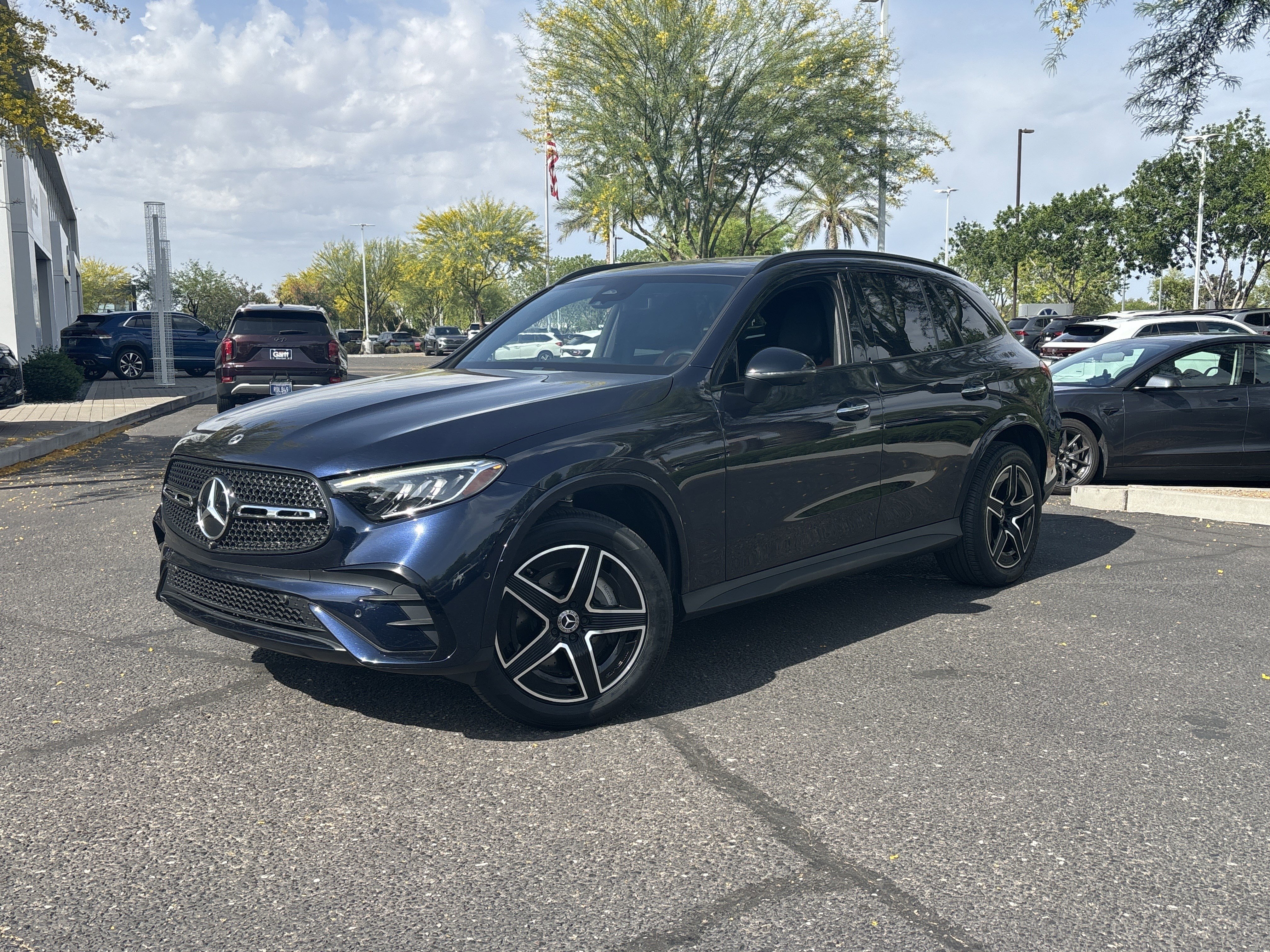 Used 2023 Mercedes-Benz GLC 300 4MATIC image 32