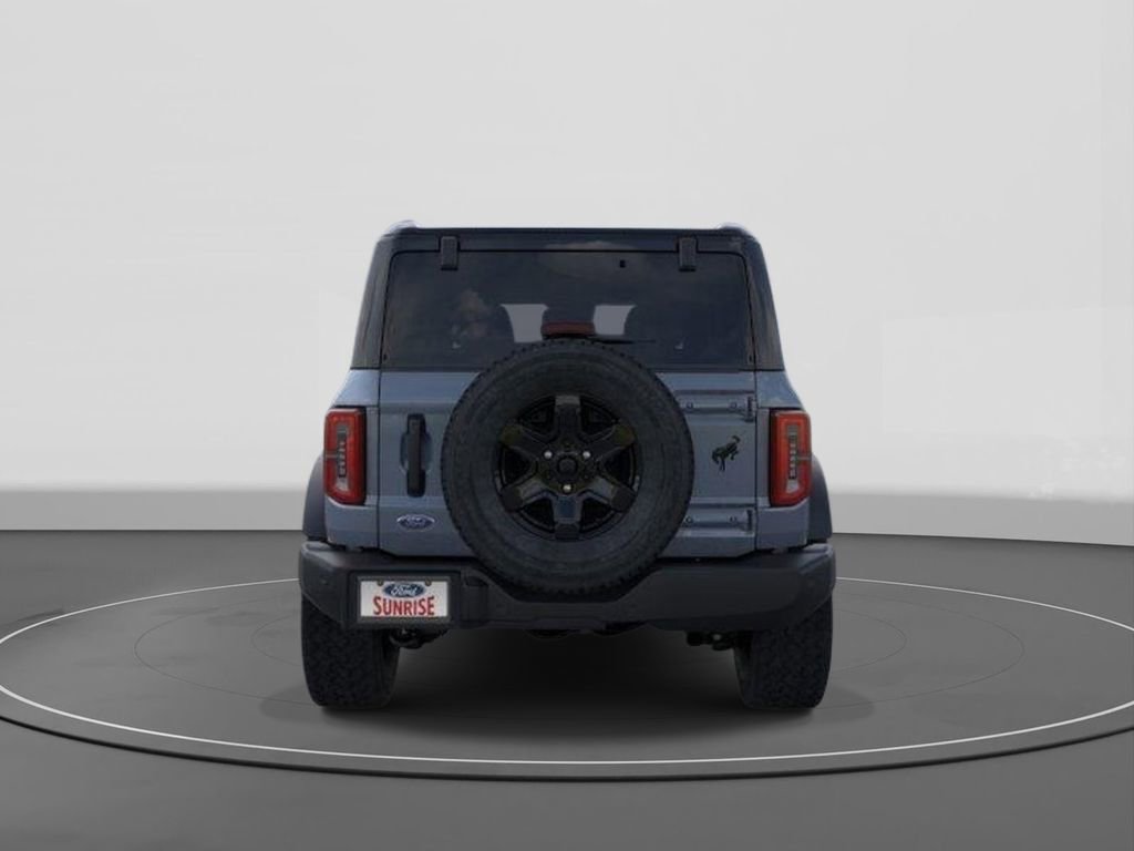 New 2025 Ford Bronco Outer Banks w/ Black Appearance Package image 5