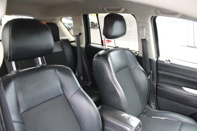 Used 2016 Jeep Compass Latitude image 18