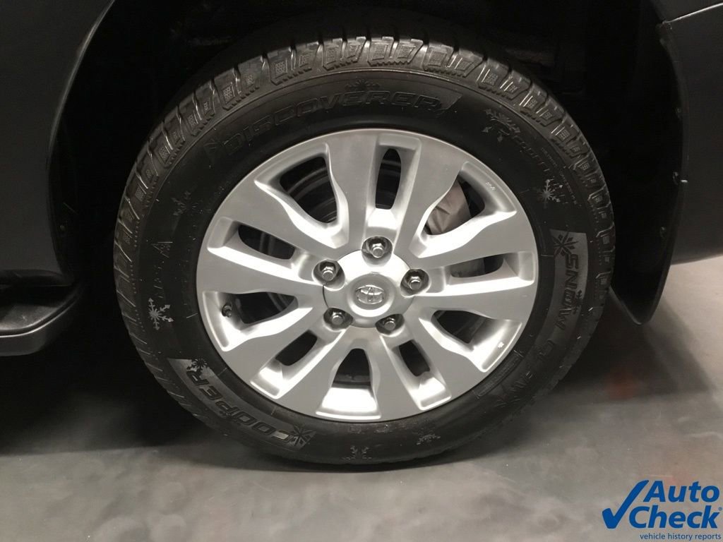 Used 2016 Toyota Sequoia Limited w/ Safety & Convenience Package image 31