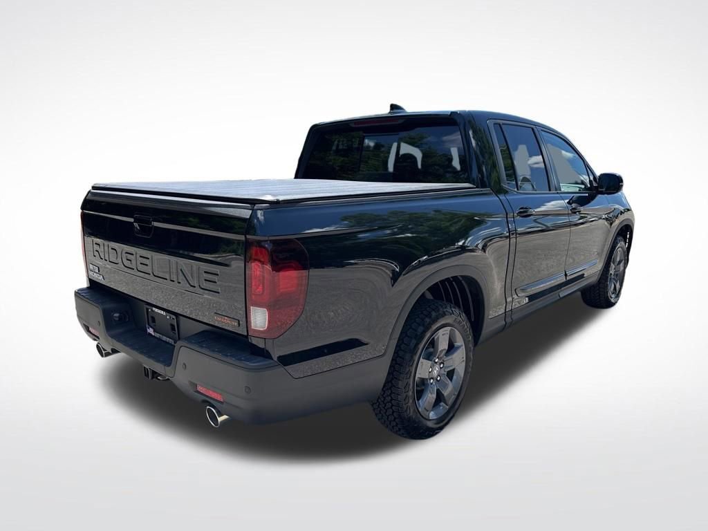 Used 2025 Honda Ridgeline TrailSport image 5