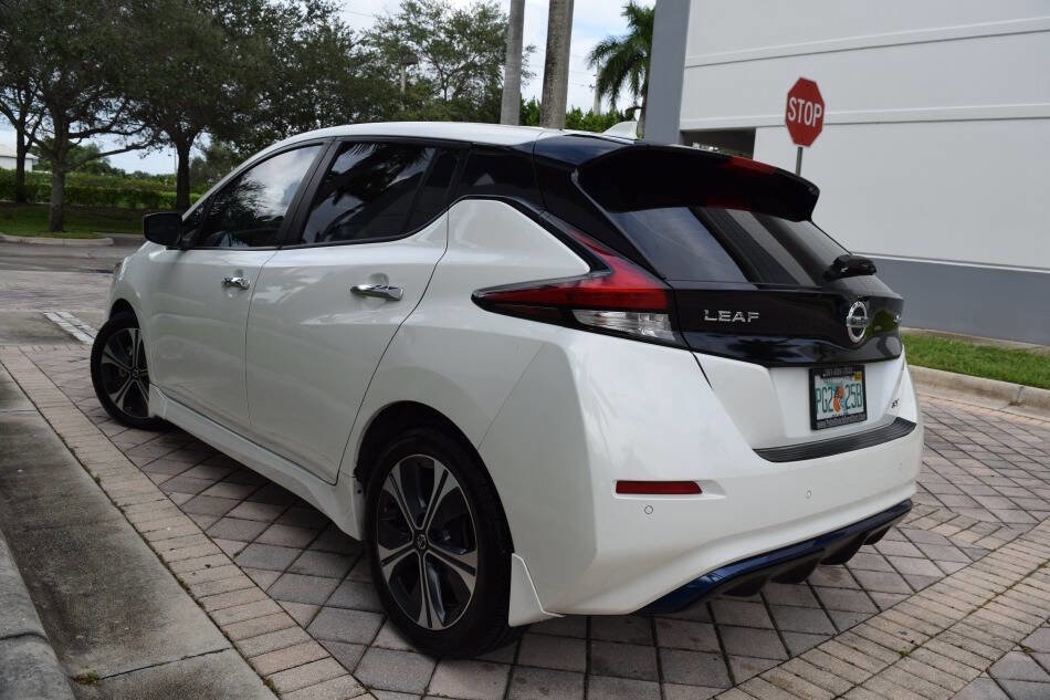 Used 2022 Nissan Leaf SV image 5