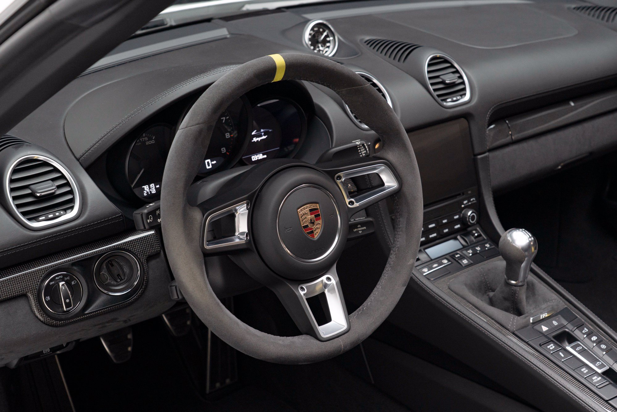 Used 2020 Porsche 718 Boxster Spyder RWD image 21