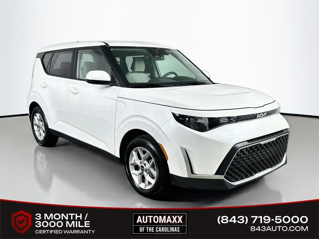 Used 2025 Kia Soul LX w/ LX Technology Package FWD video 1