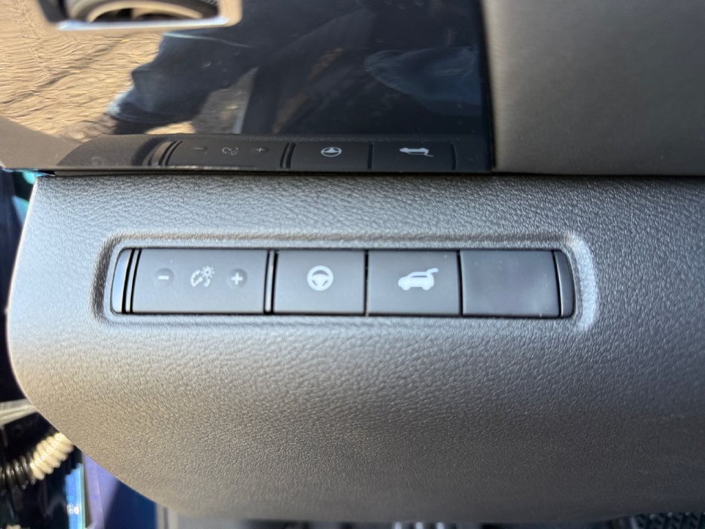 New 2026 Nissan Pathfinder SV w/ Cargo Package AWD/4WD image 29