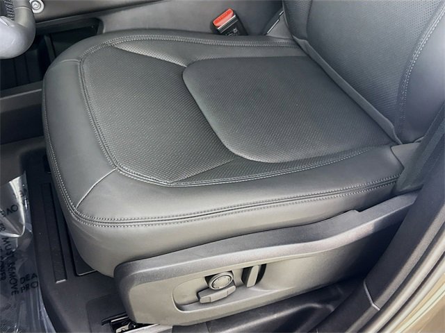 Certified 2025 Land Rover Defender 110 S image 22