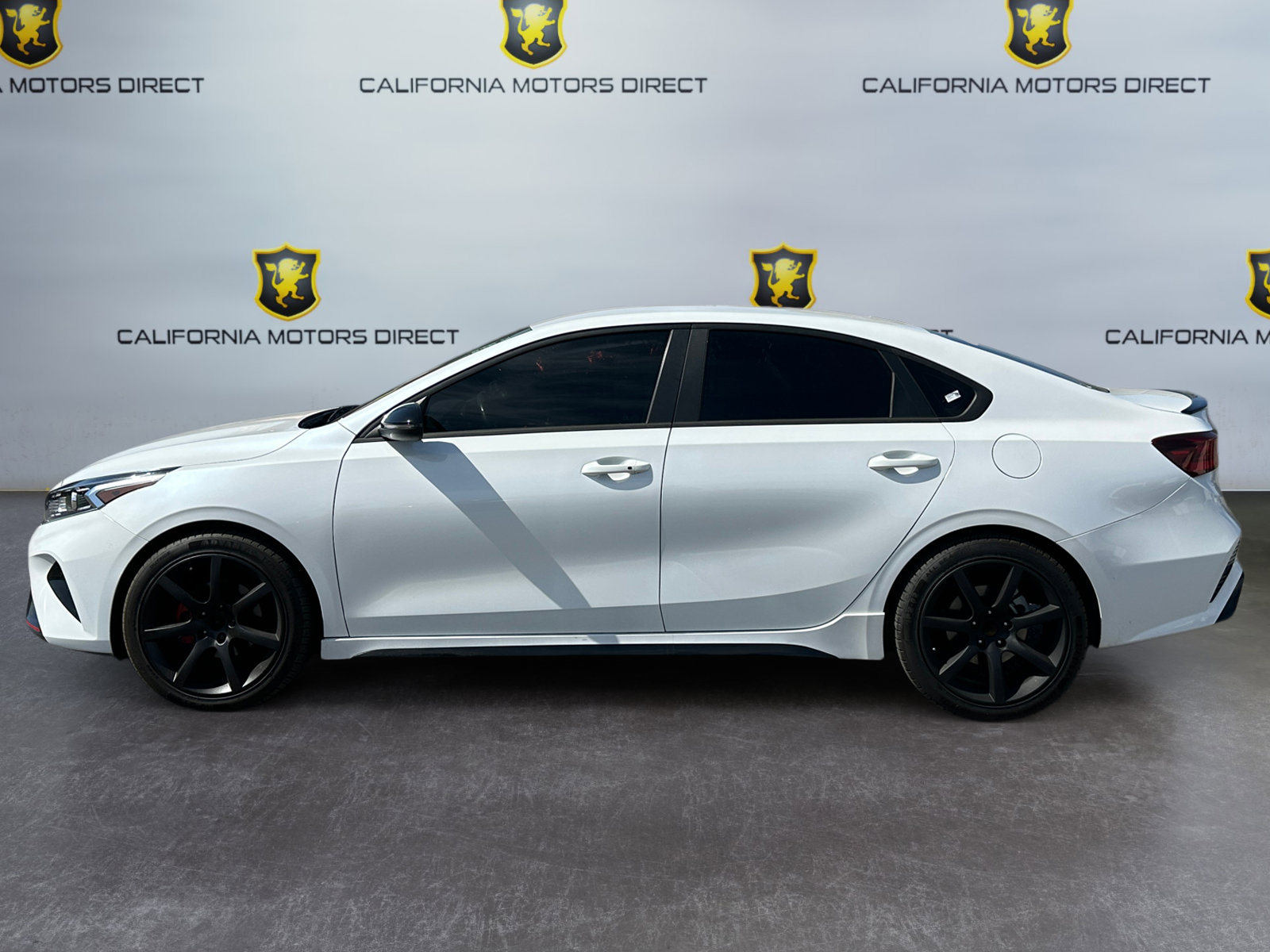 Used 2024 Kia Forte GT-Line FWD image 2