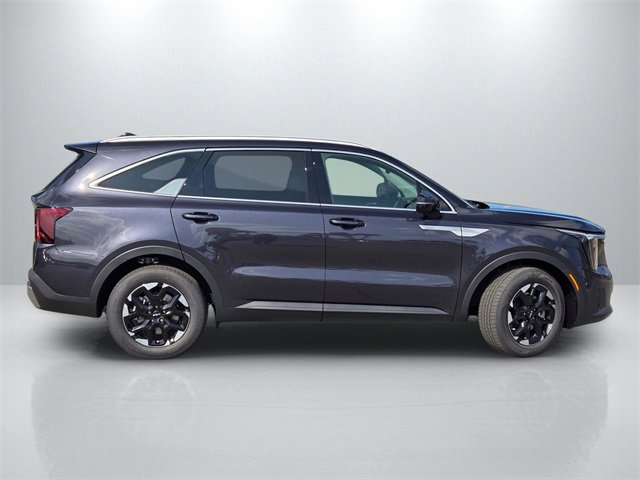 New 2026 Kia Sorento S image 3