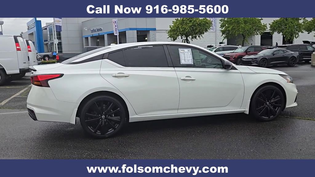 Used 2022 Nissan Altima 2.5 SR w/ Midnight Edition Package image 10
