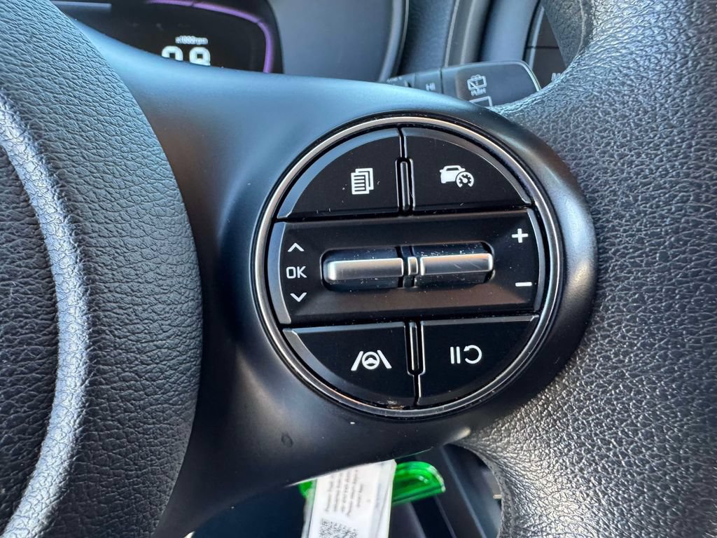 Certified 2023 Kia Soul LX w/ Option Group 015 FWD image 21