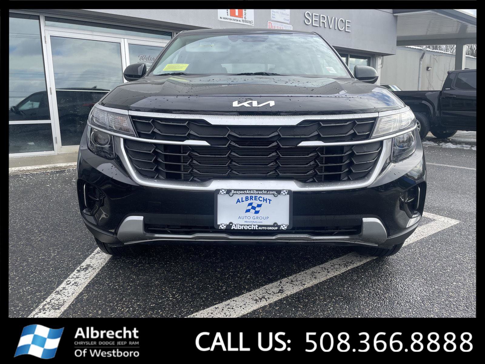 Used 2024 Kia Seltos LX image 8