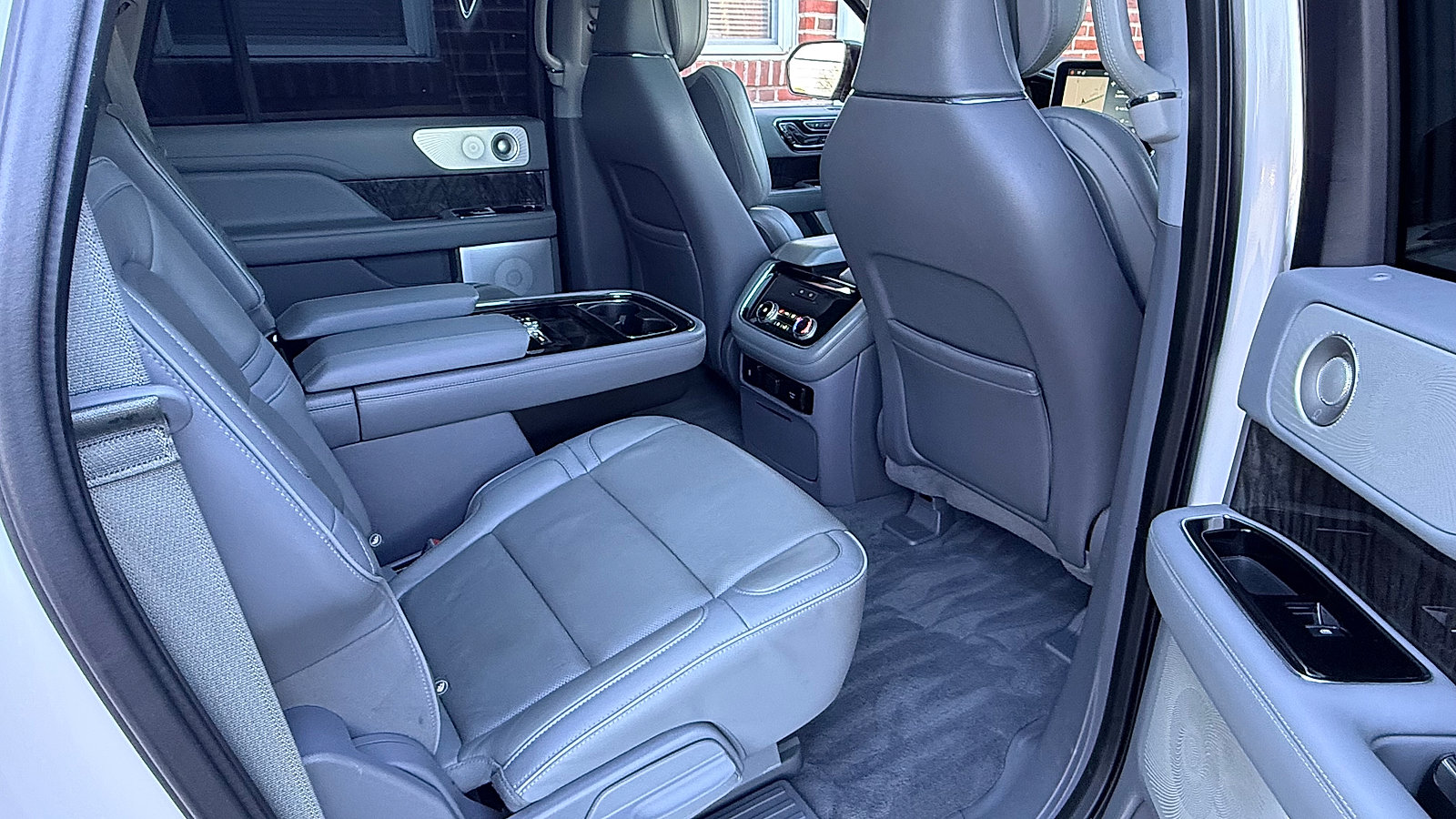 Used 2018 Lincoln Navigator L Reserve w/ Technology Package image 50