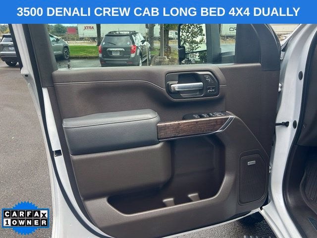 Used 2023 GMC Sierra 3500 Denali w/ Denali Ultimate Package AWD/4WD image 16