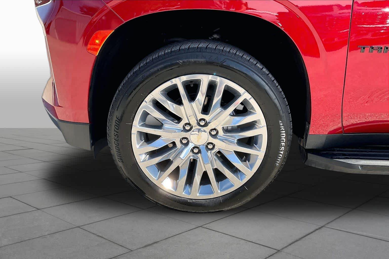Used 2023 Chevrolet Tahoe RST w/ Luxury Package RWD image 10