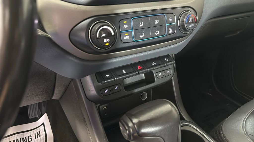 Used 2016 Chevrolet Colorado Z71 image 11