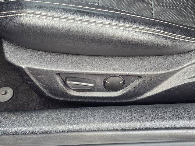 Used 2020 Ford Mustang Premium RWD image 9