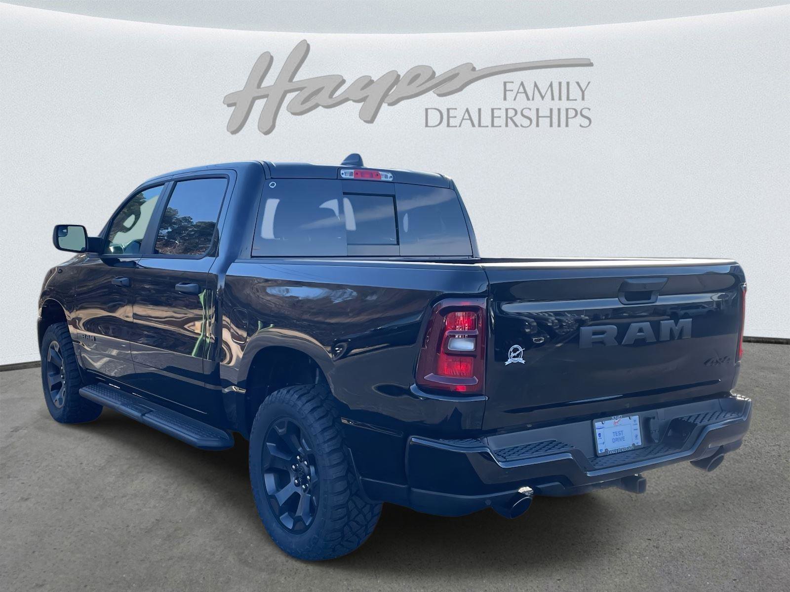 New 2026 RAM 1500 Express image 26