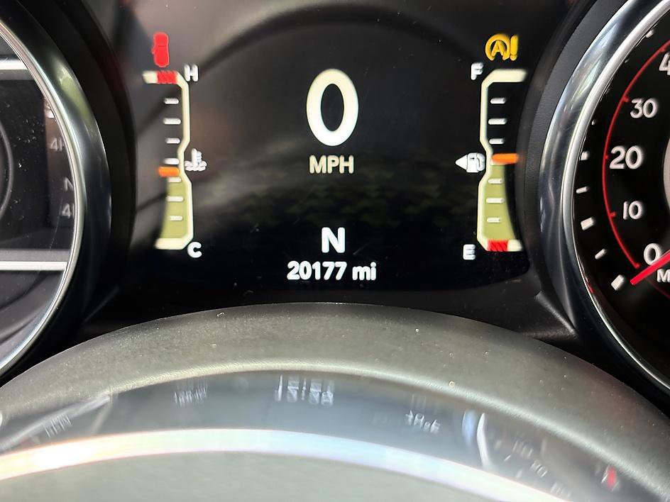 Used 2022 Jeep Wrangler Rubicon AWD/4WD image 17