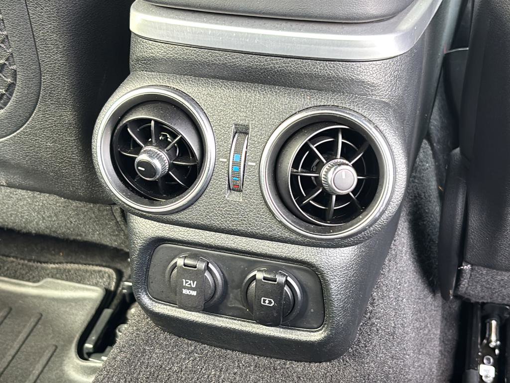 Used 2020 Kia Stinger GT image 42