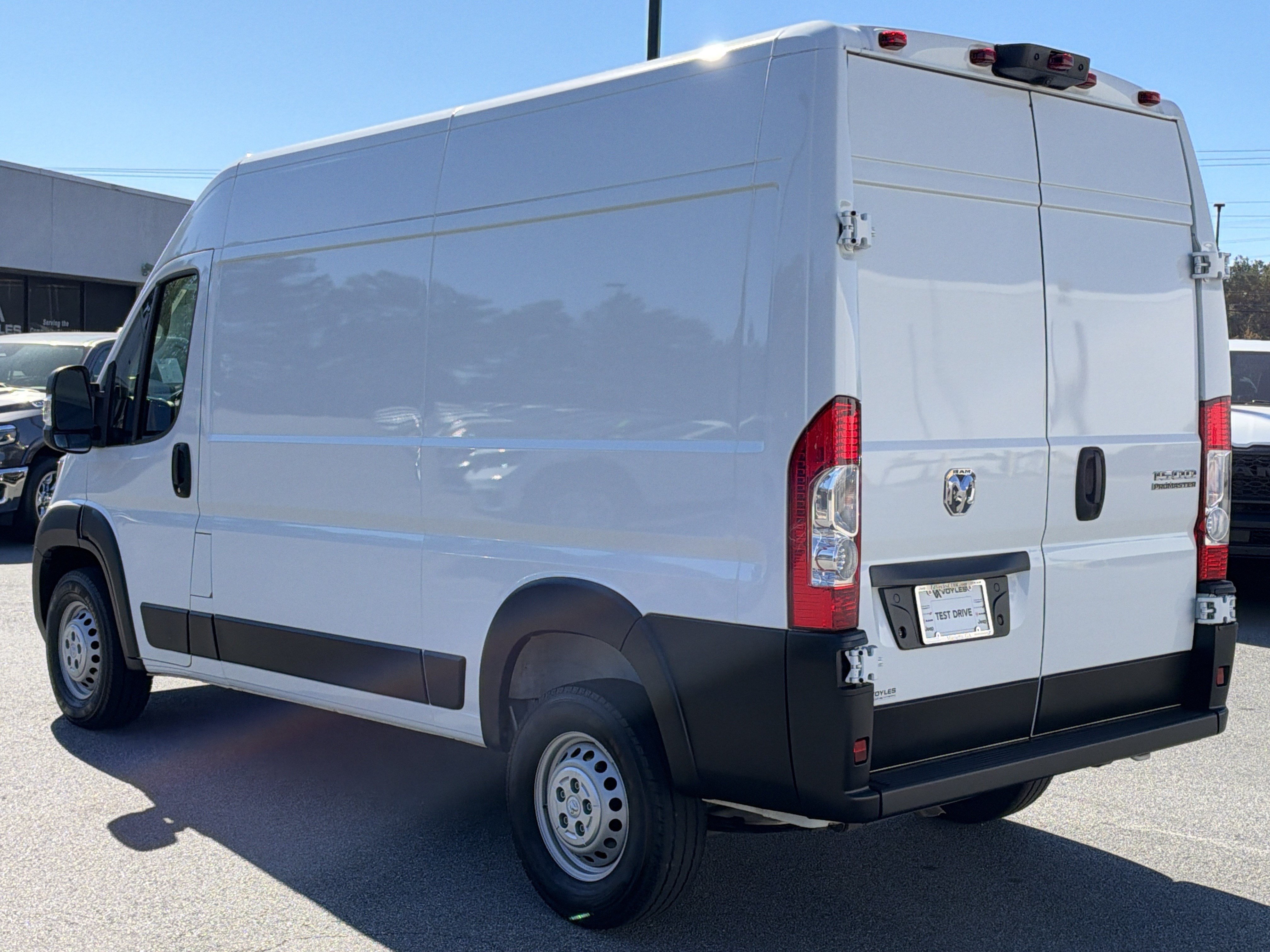 Used 2024 RAM ProMaster 1500 w/ Convenience Group FWD image 6